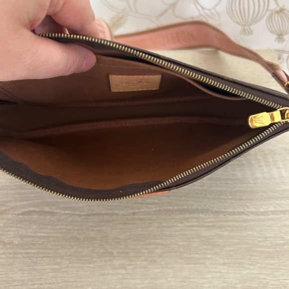 Louis Vuitton Multi Pochette Accessories Monogram Canvas Crossbody Bag - Picture 11 of 16